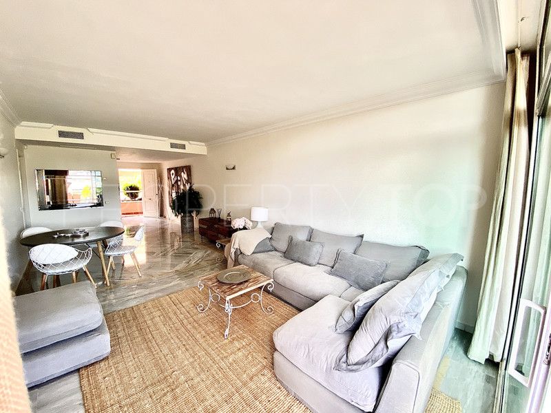 Nueva Andalucia 2 bedrooms apartment for sale