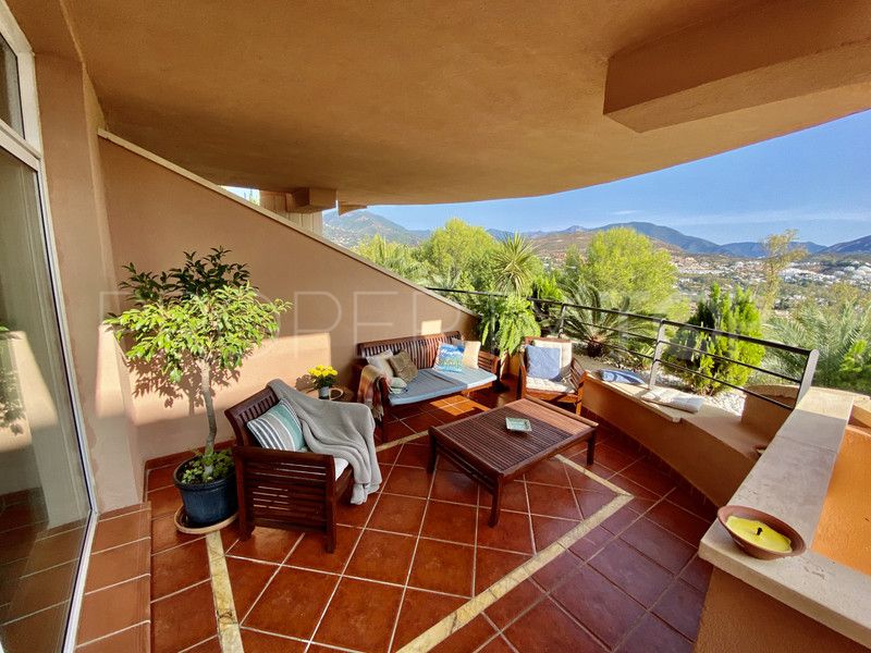 Nueva Andalucia 2 bedrooms apartment for sale