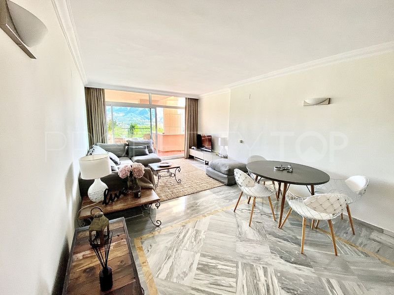 Nueva Andalucia 2 bedrooms apartment for sale