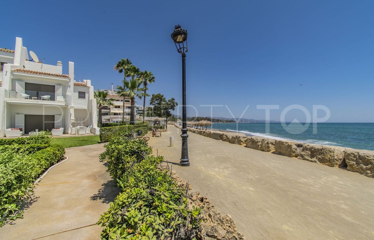 Town house for sale in Marbella Golden Mile with 4 bedrooms