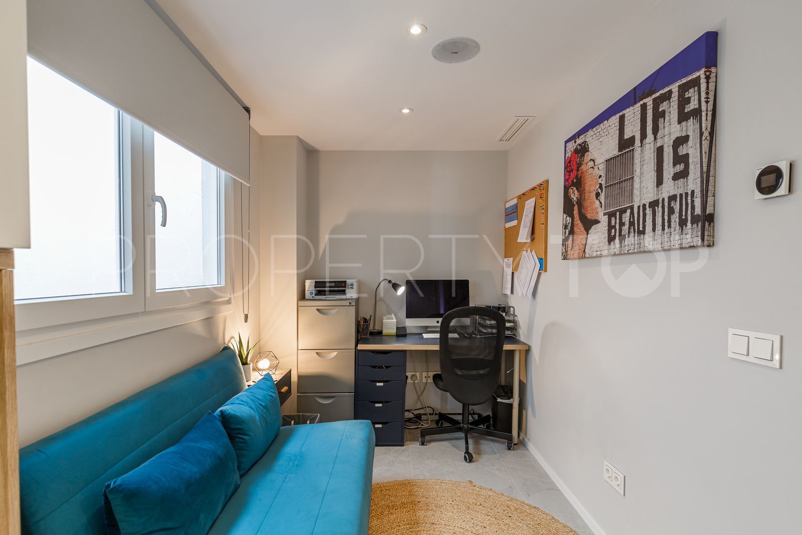 Apartamento con 4 dormitorios a la venta en Marbella Centro