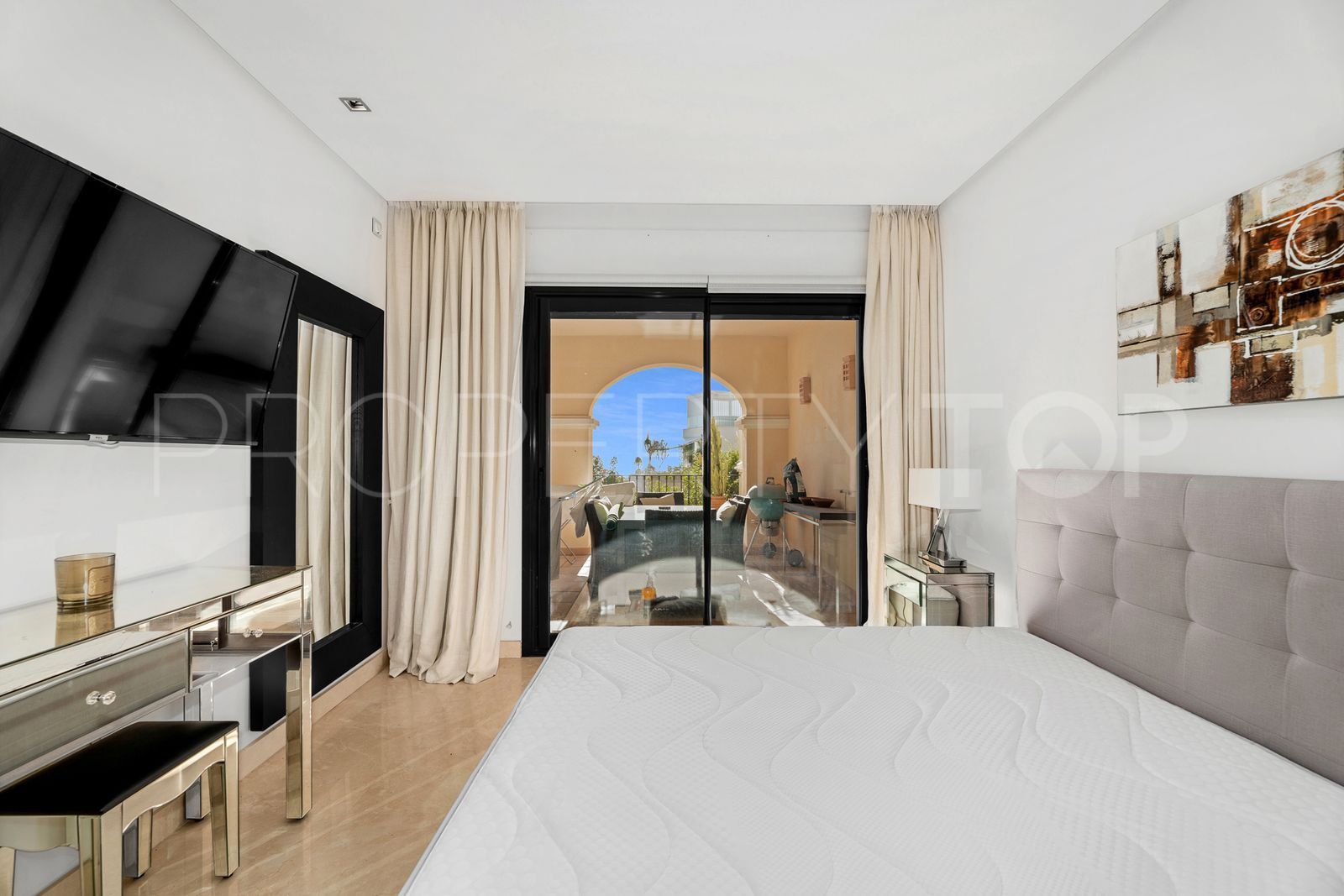 2 bedrooms La Quinta ground floor apartment for sale
