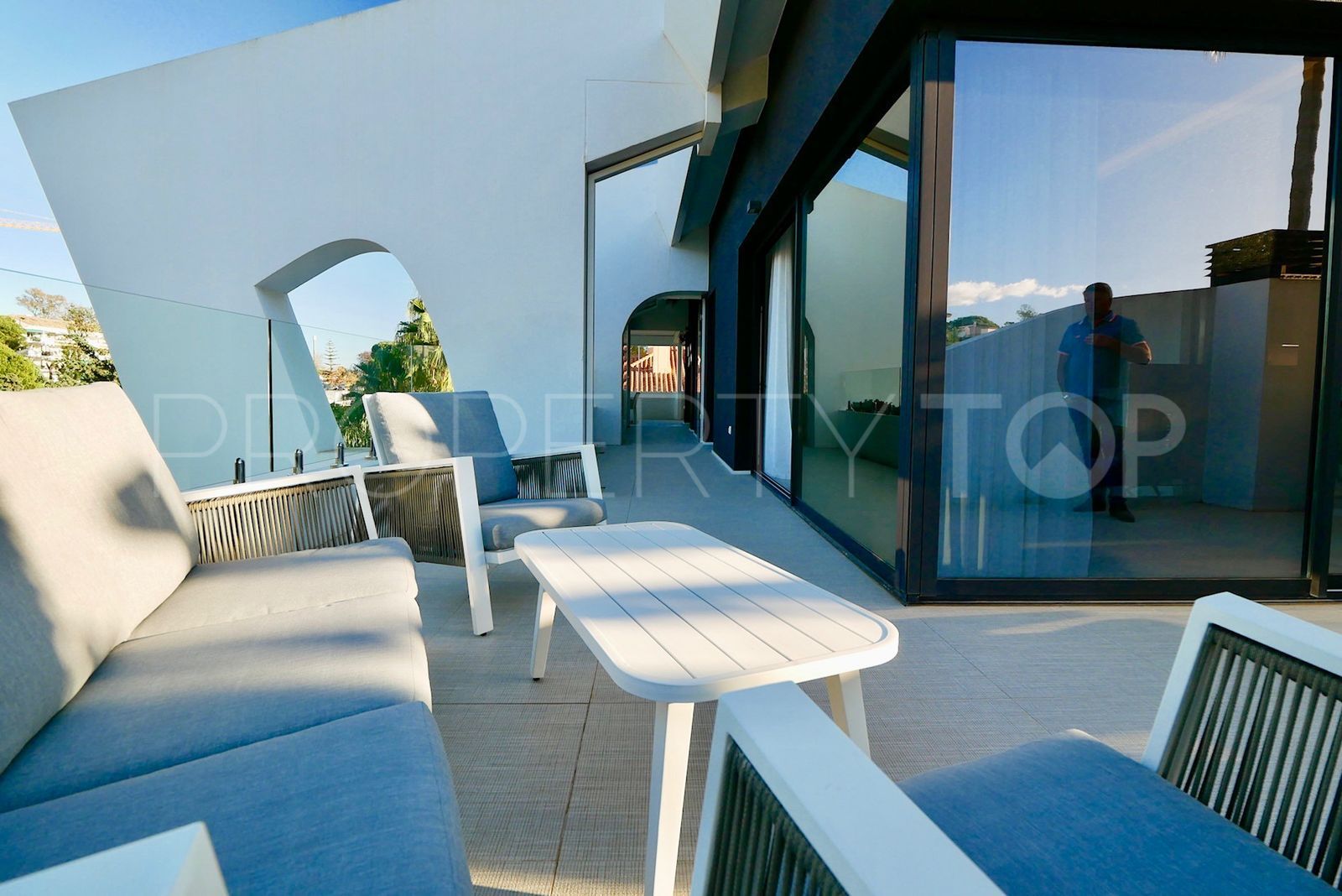 Cabopino penthouse for sale