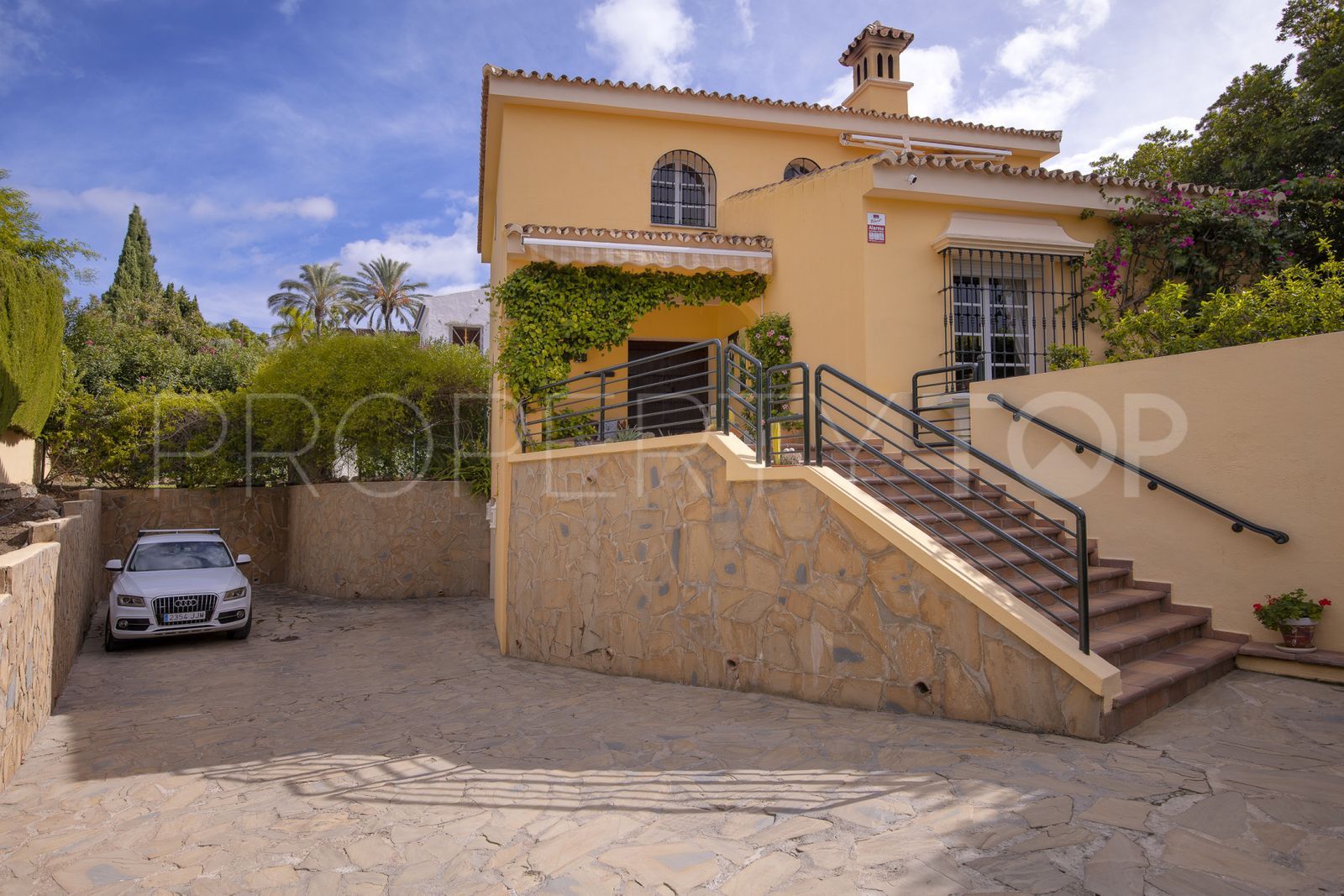 For sale villa in Guadalmina Alta