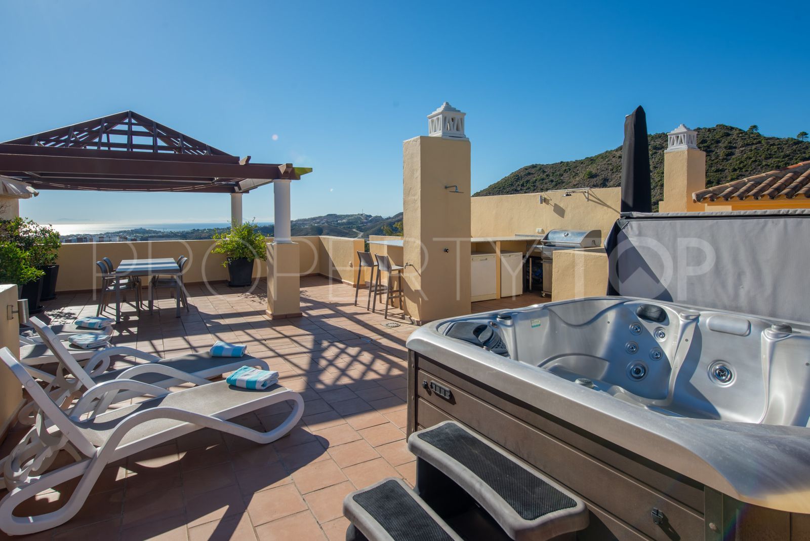 Penthouse for sale in Los Arqueros