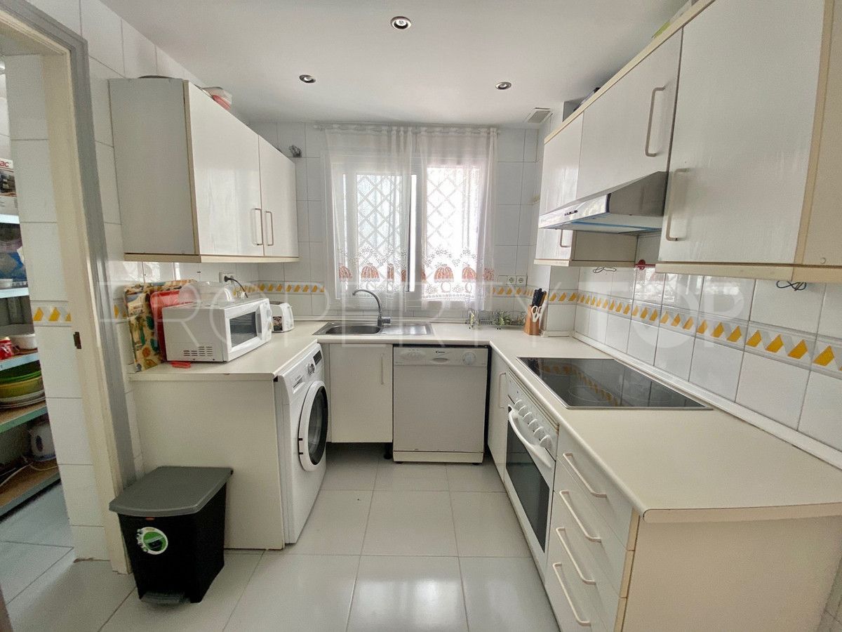 Apartment in Nagüeles for sale