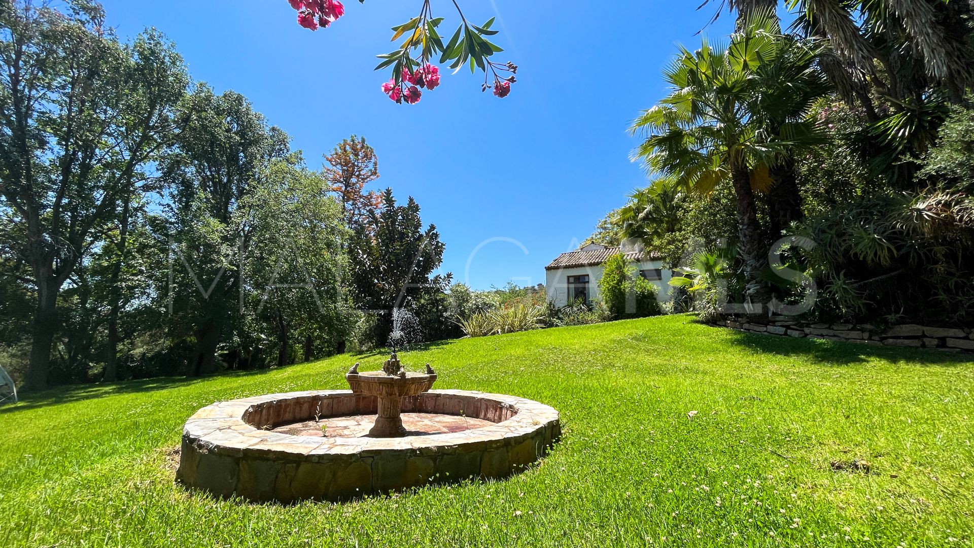 Villa for sale de 5 bedrooms in Casares Montaña