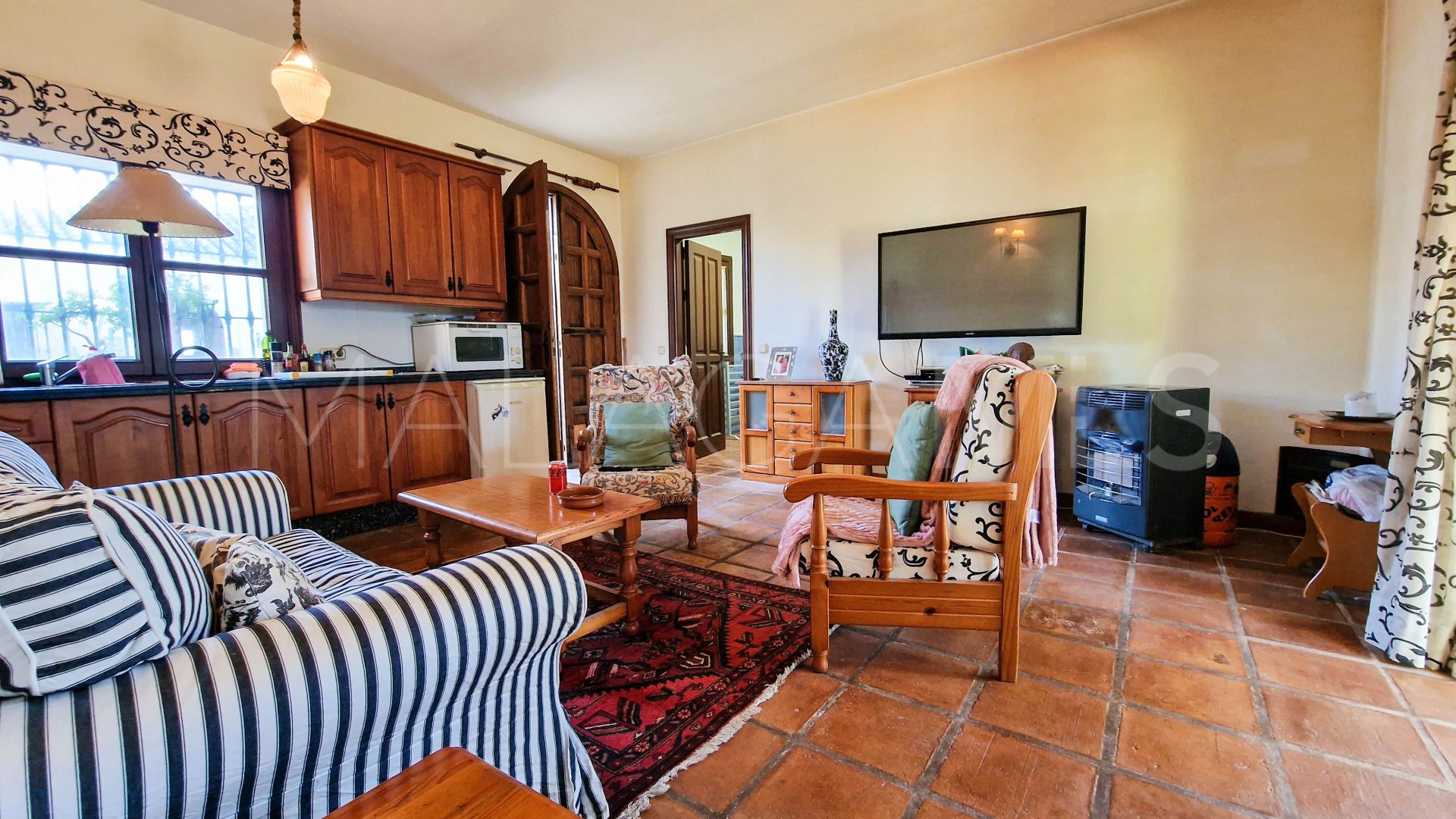 5 bedrooms villa in La Duquesa for sale