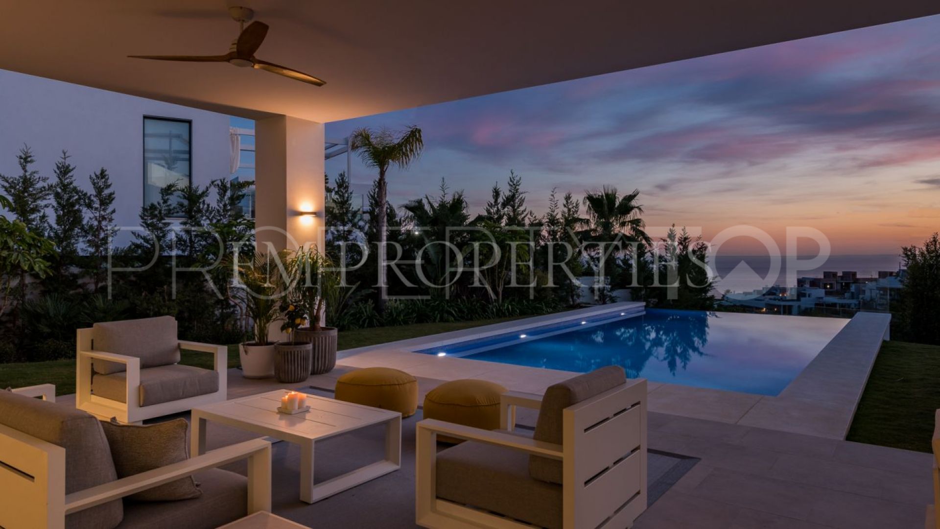 For sale villa in Cabopino with 5 bedrooms