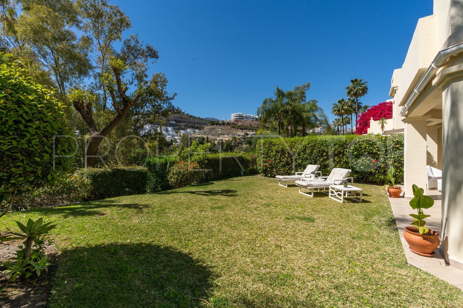 Buy semi detached house in La Quinta Hills
