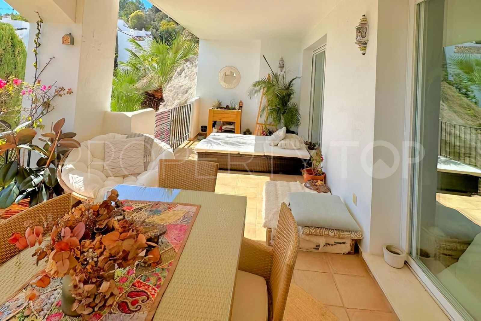 2 bedrooms ground floor apartment in La Quinta for sale