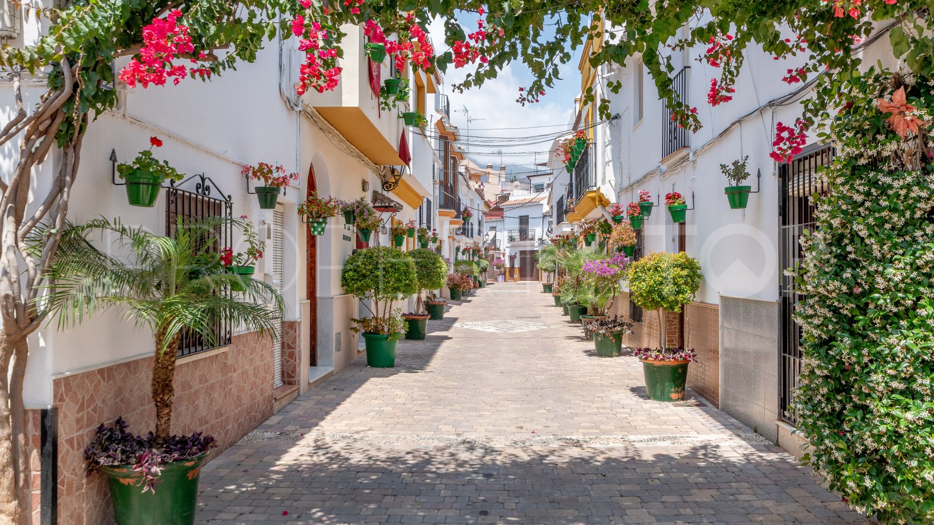 Town house for sale in Estepona Old Town with 2 bedrooms