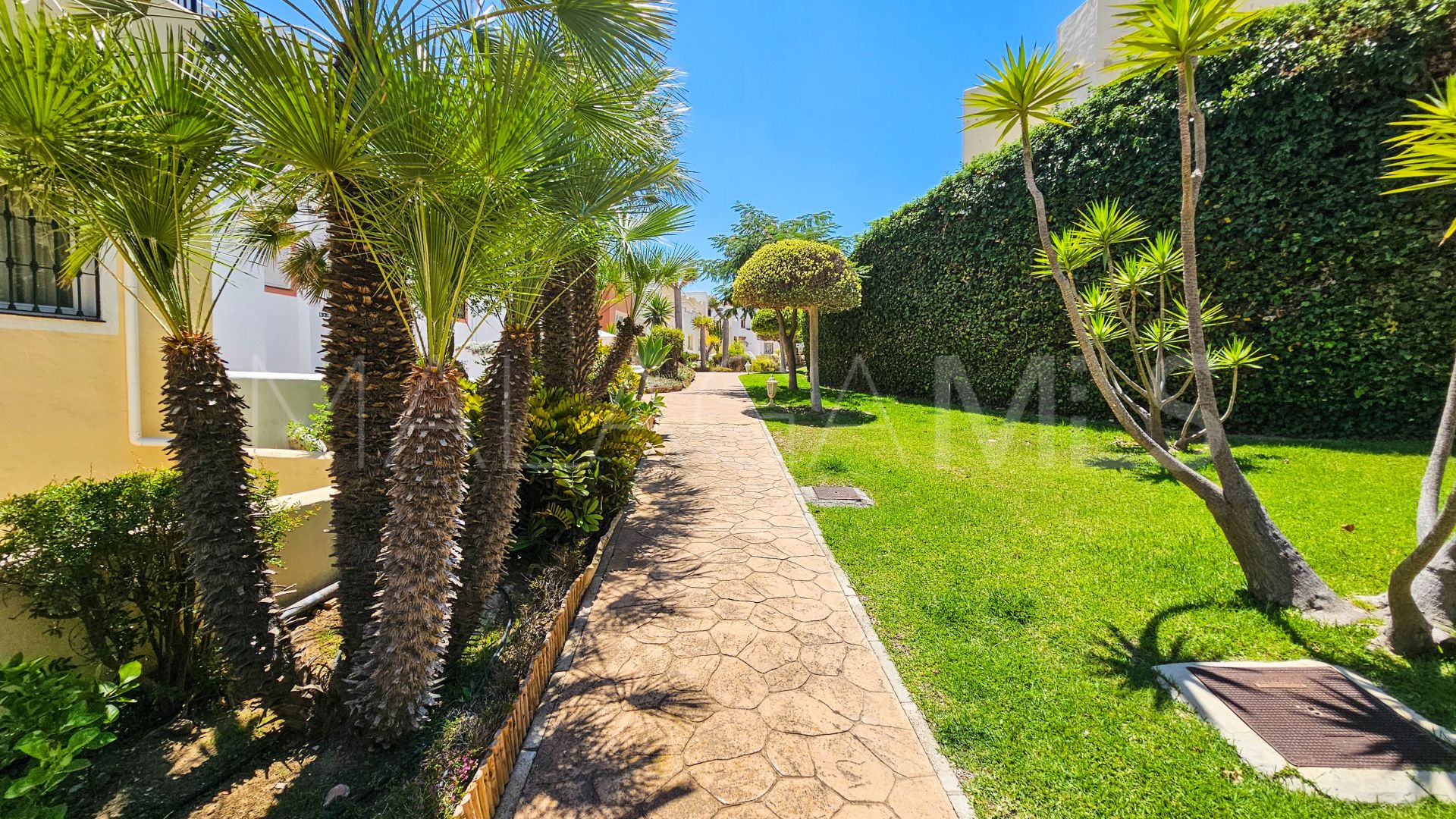 Erdgeschosswohnung for sale in Bahia de Casares