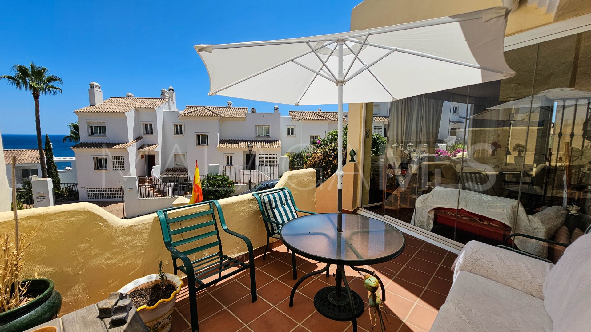 For sale ground floor apartment in Bahia de Casares with 2 bedrooms