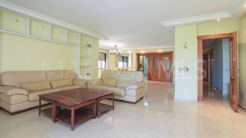 Marbella City 5 bedrooms apartment for sale