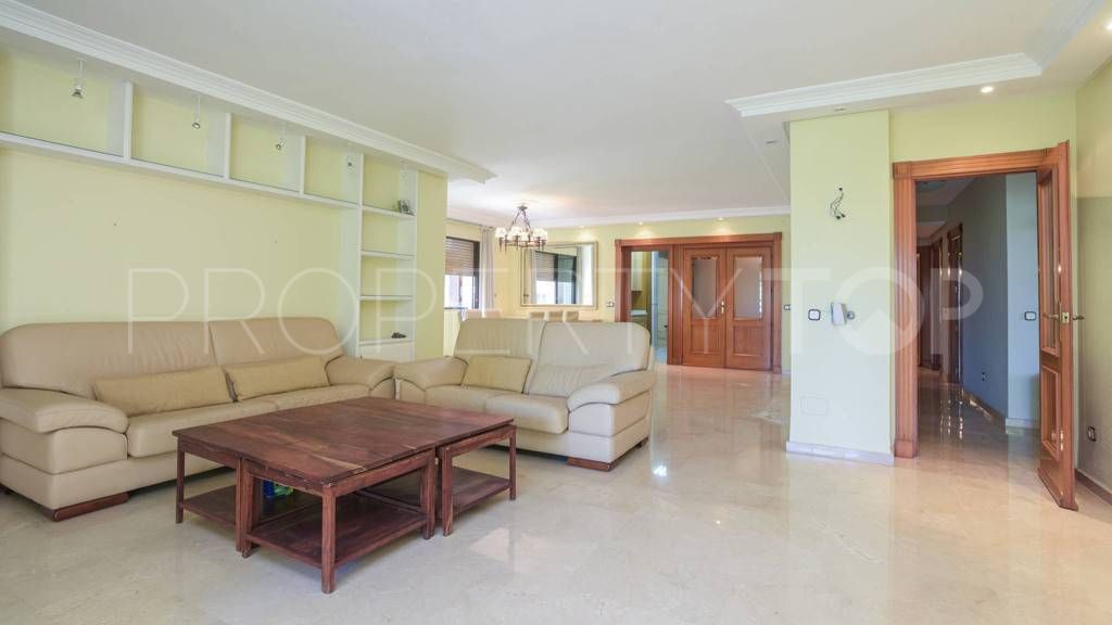 Marbella City 5 bedrooms apartment for sale