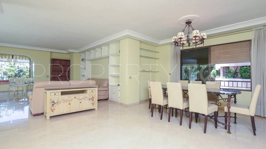 Marbella City 5 bedrooms apartment for sale