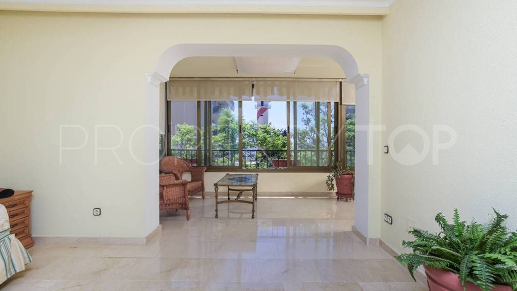 Marbella City 5 bedrooms apartment for sale