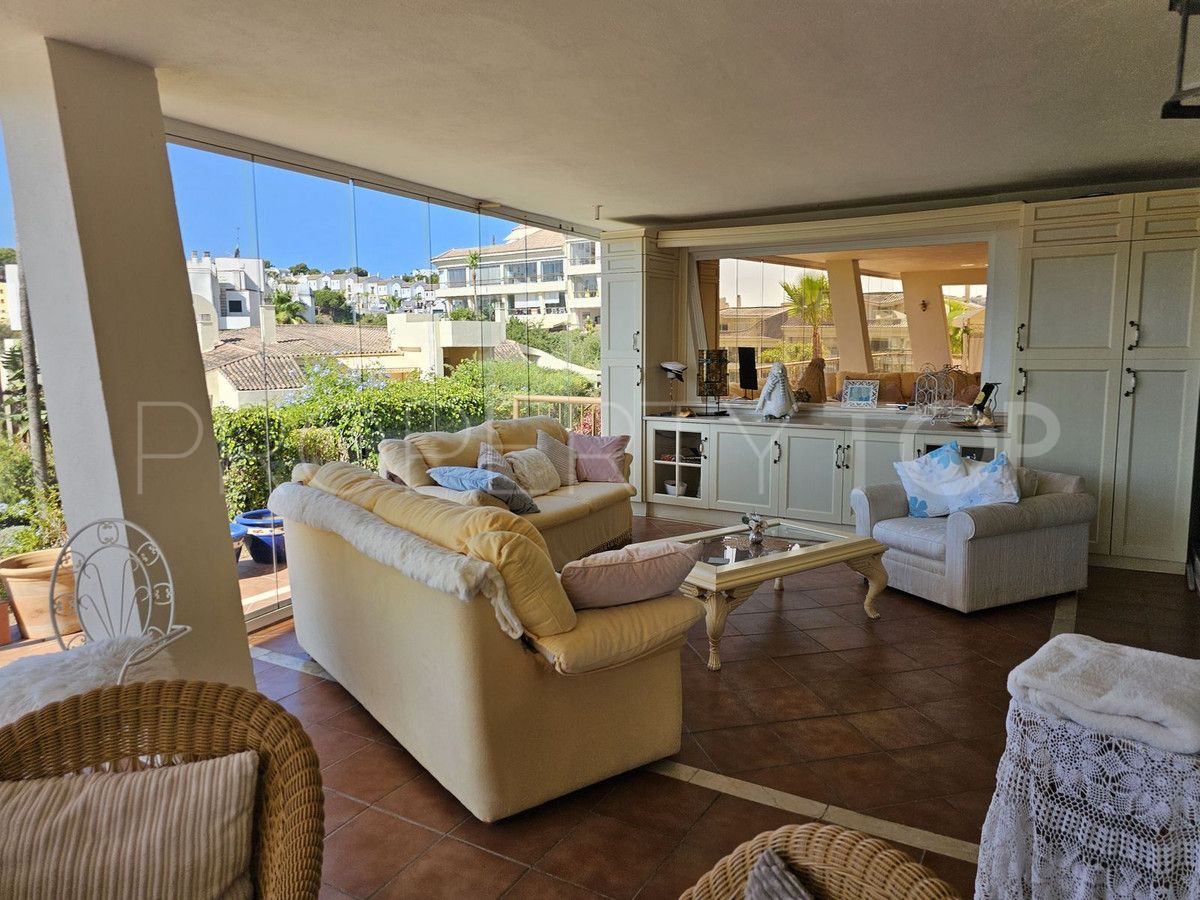 Ground floor apartment with 3 bedrooms for sale in Riviera del Sol