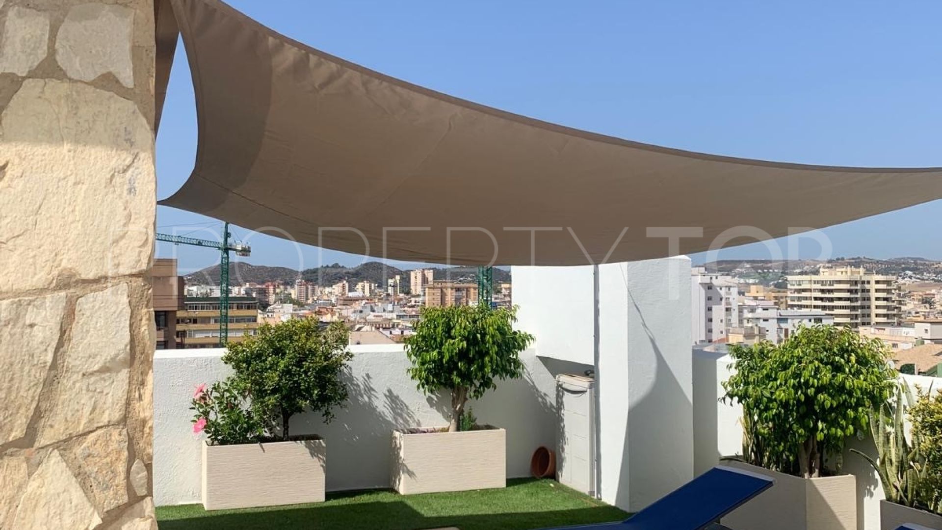 For sale duplex penthouse with 2 bedrooms in Fuengirola Puerto