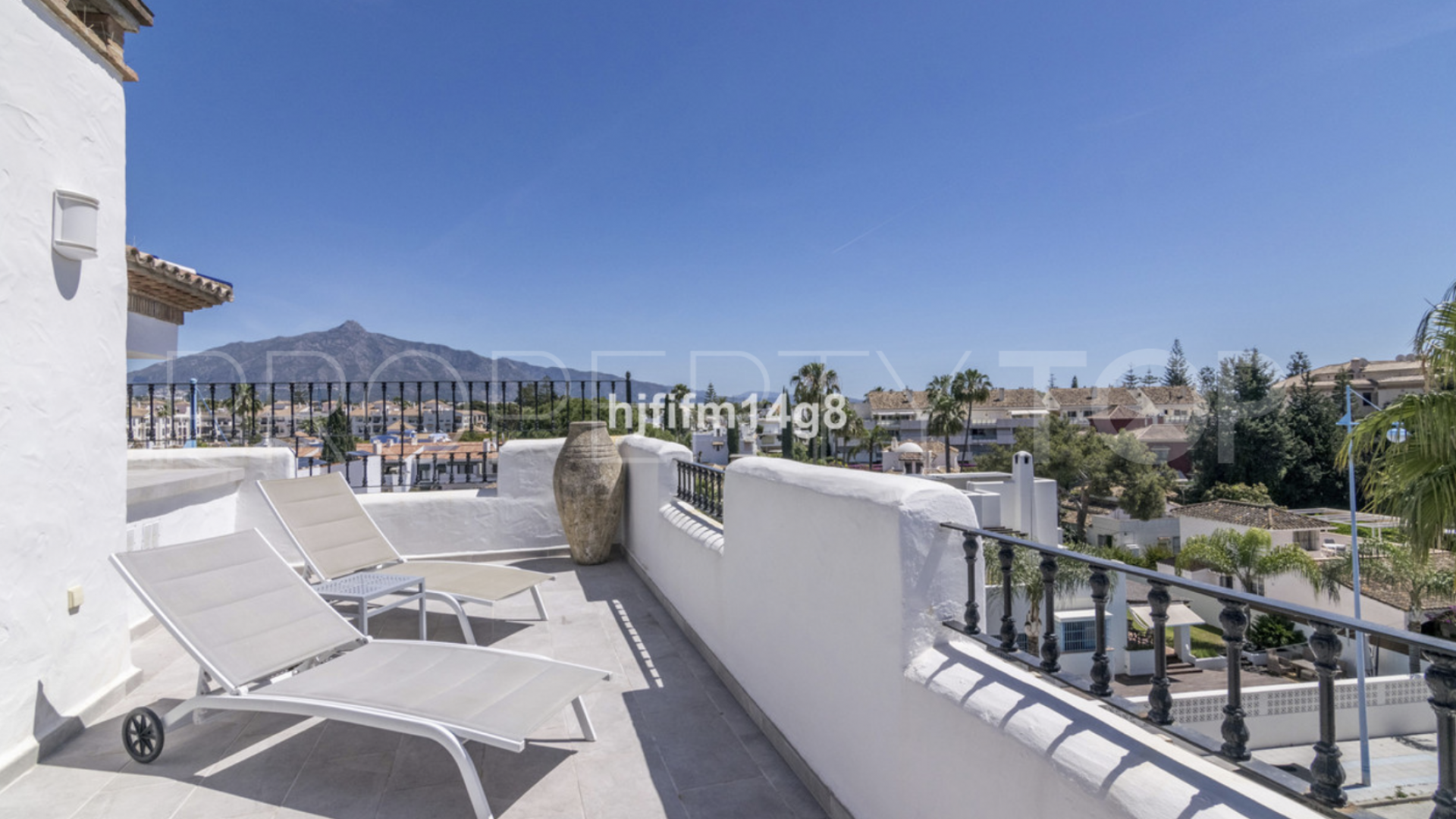 2 bedrooms penthouse for sale in San Pedro Playa