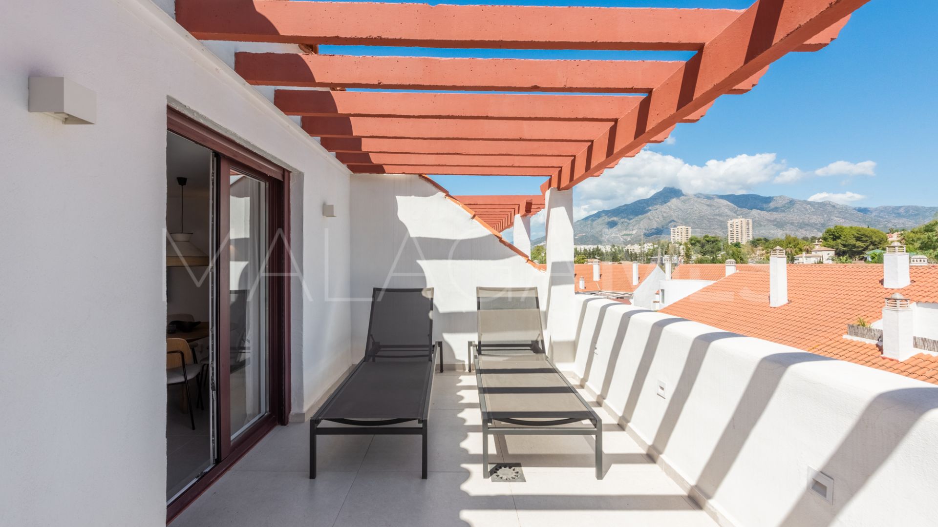 Zweistöckiges penthouse for sale in La Maestranza