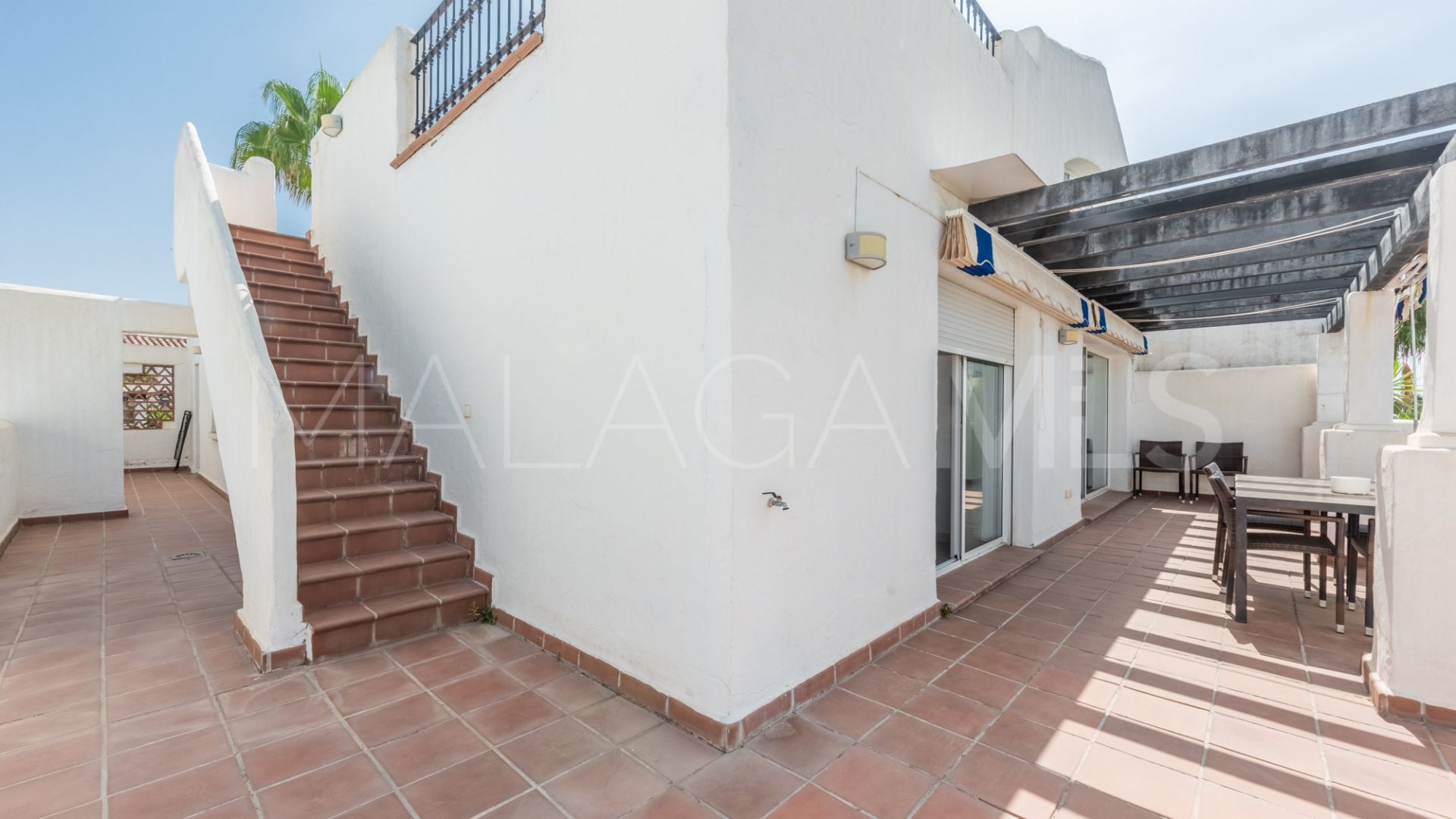 Se vende atico duplex in San Pedro de Alcantara de 2 bedrooms