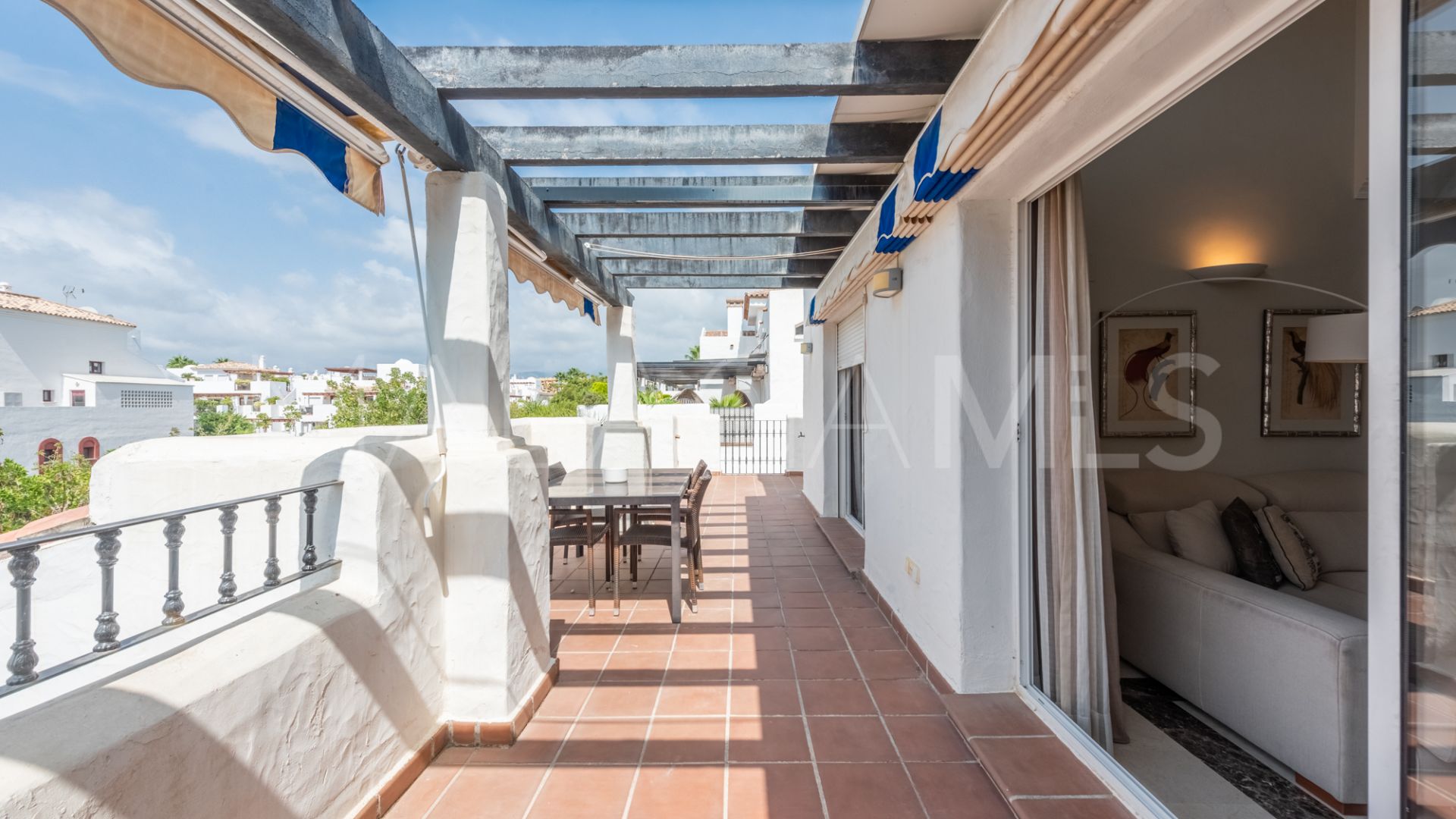 Se vende atico duplex in San Pedro de Alcantara de 2 bedrooms