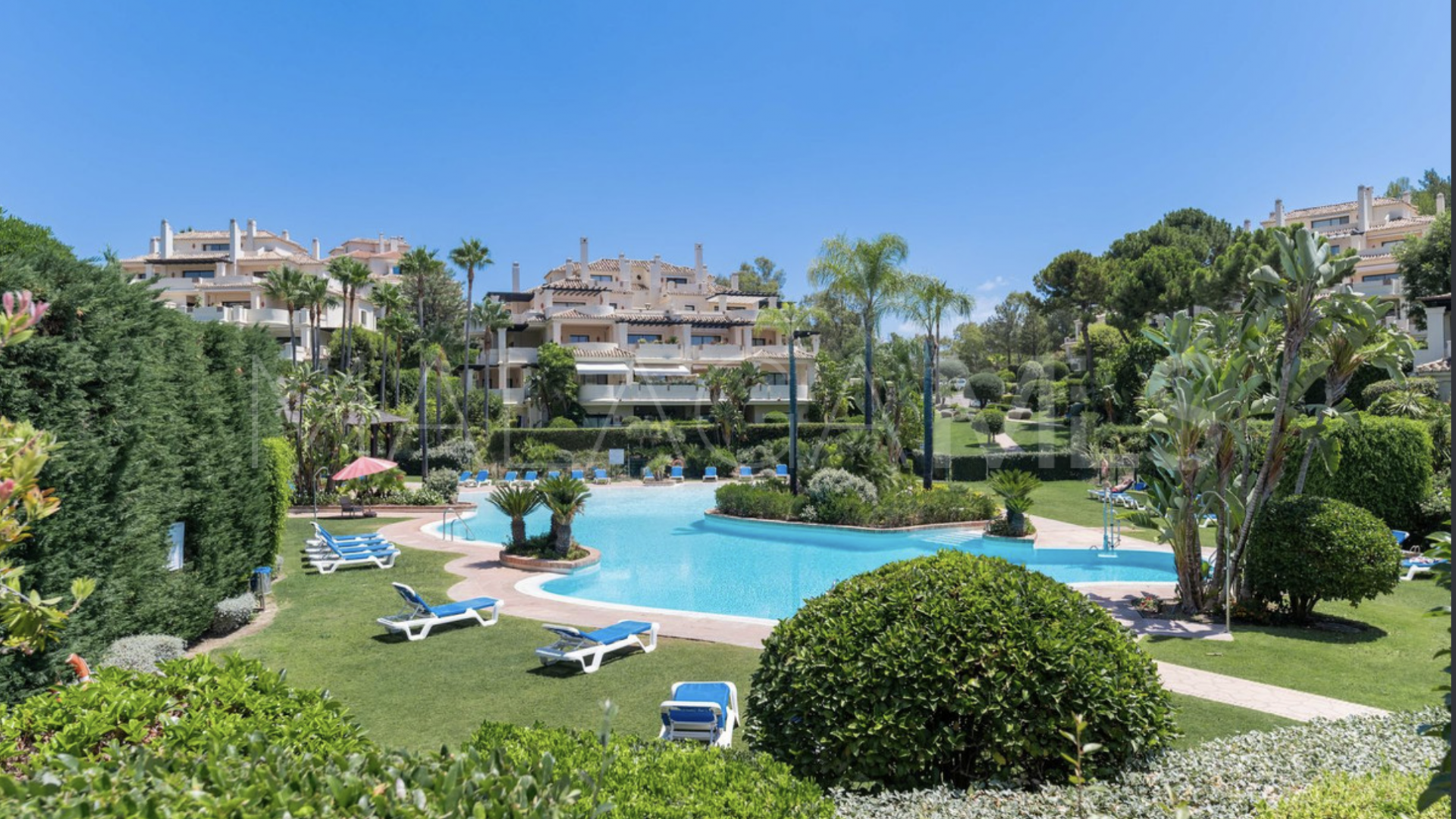 Appartement rez de chaussée for sale in Benahavis