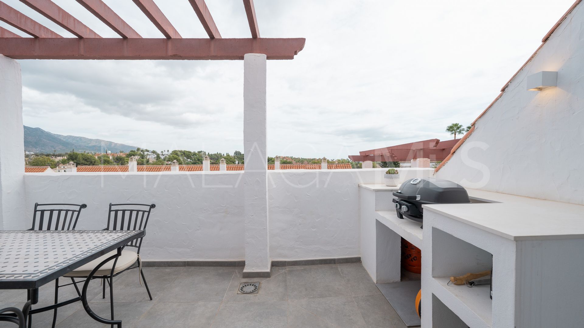 Atico de 3 bedrooms for sale in Nueva Andalucia