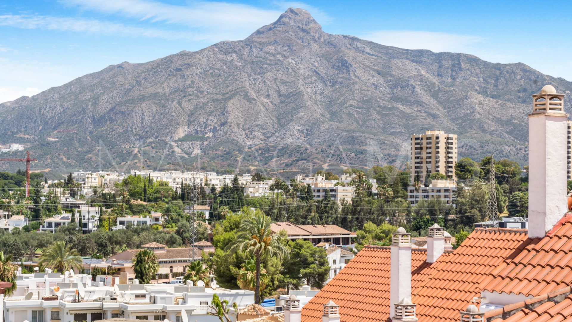 Penthaus for sale in Nueva Andalucia