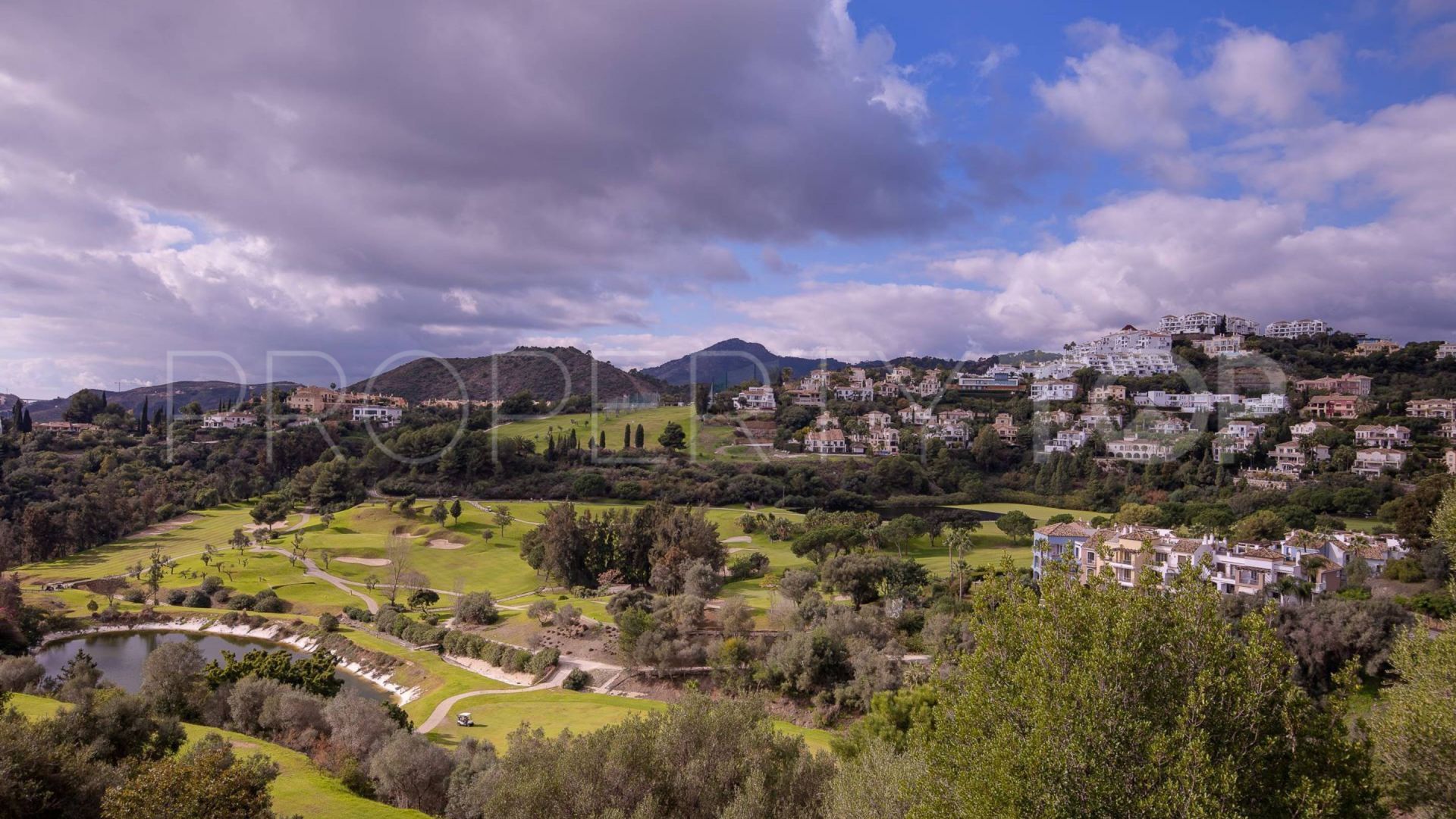 Los Arqueros, villa a la venta