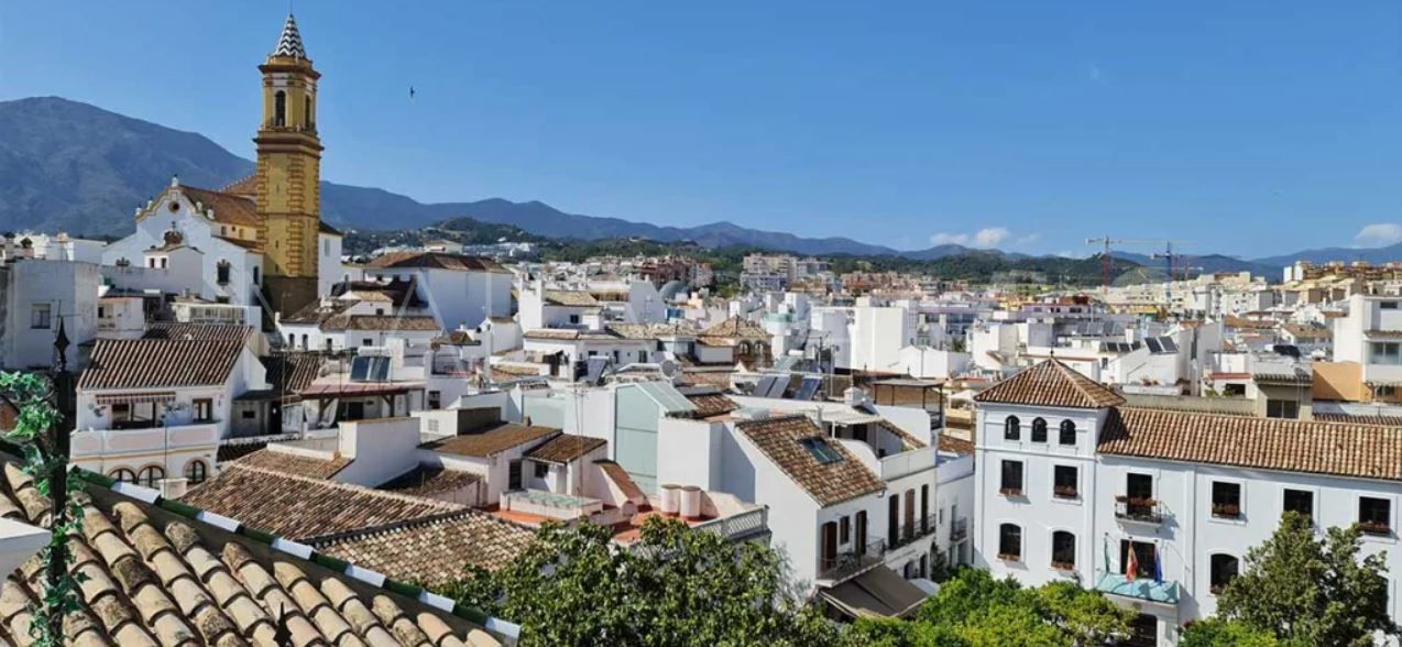 For sale town house with 3 bedrooms in Estepona Old Town