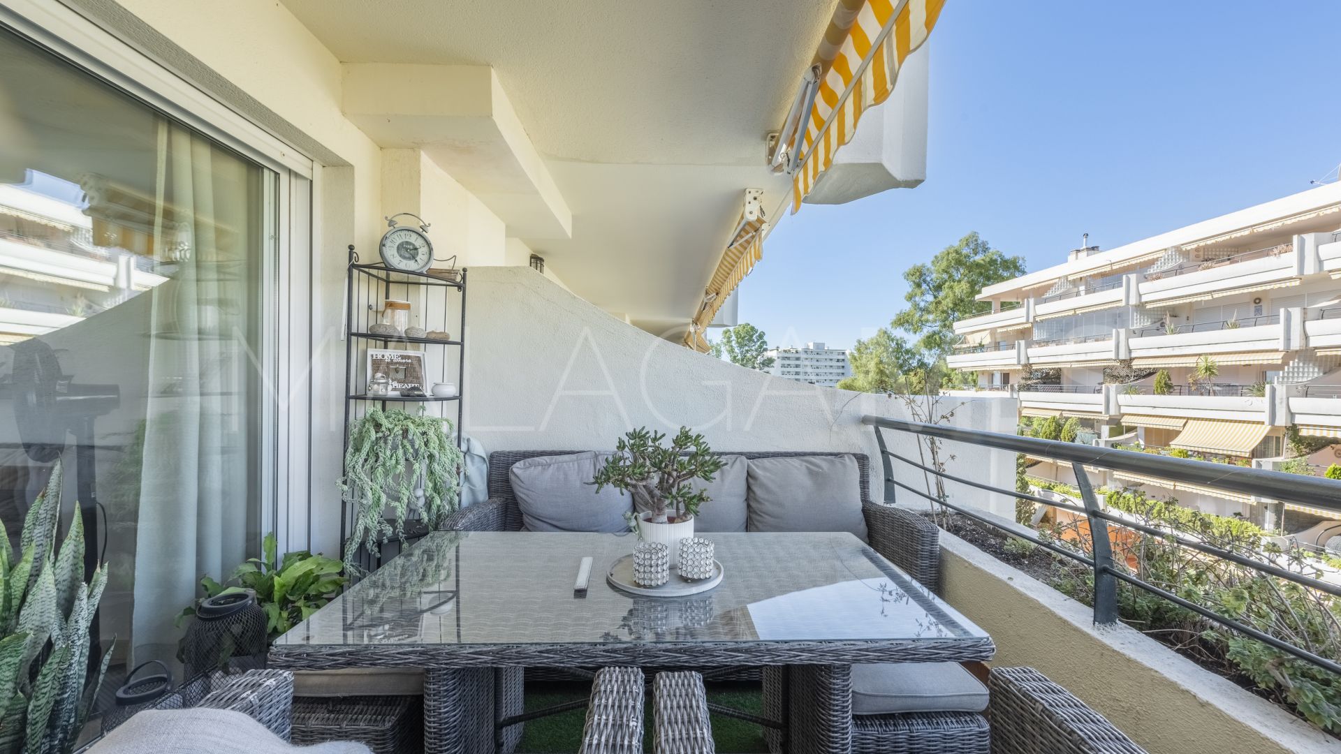 Se vende apartamento in Guadalmina Alta with 2 bedrooms