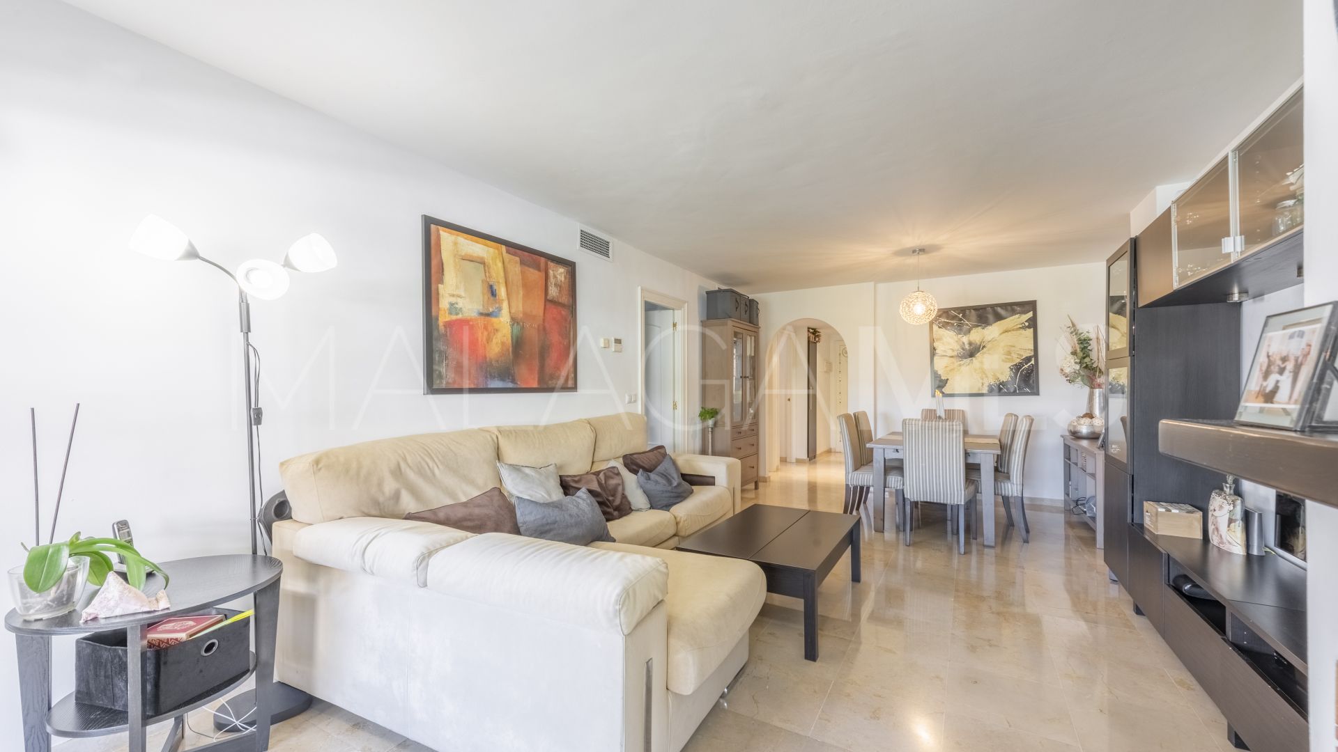 Se vende apartamento in Guadalmina Alta with 2 bedrooms