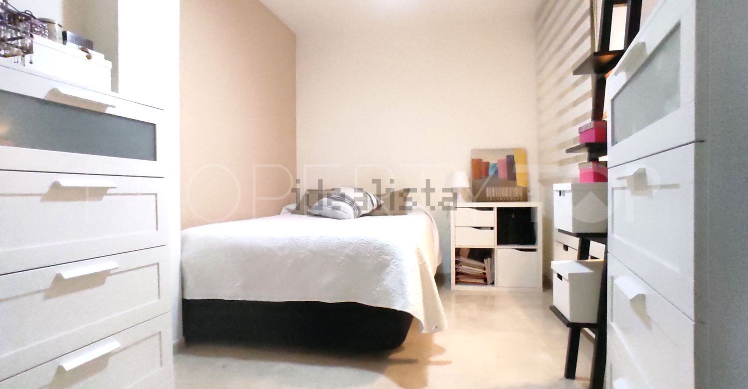 1 bedroom ground floor apartment for sale in Fuengirola Puerto