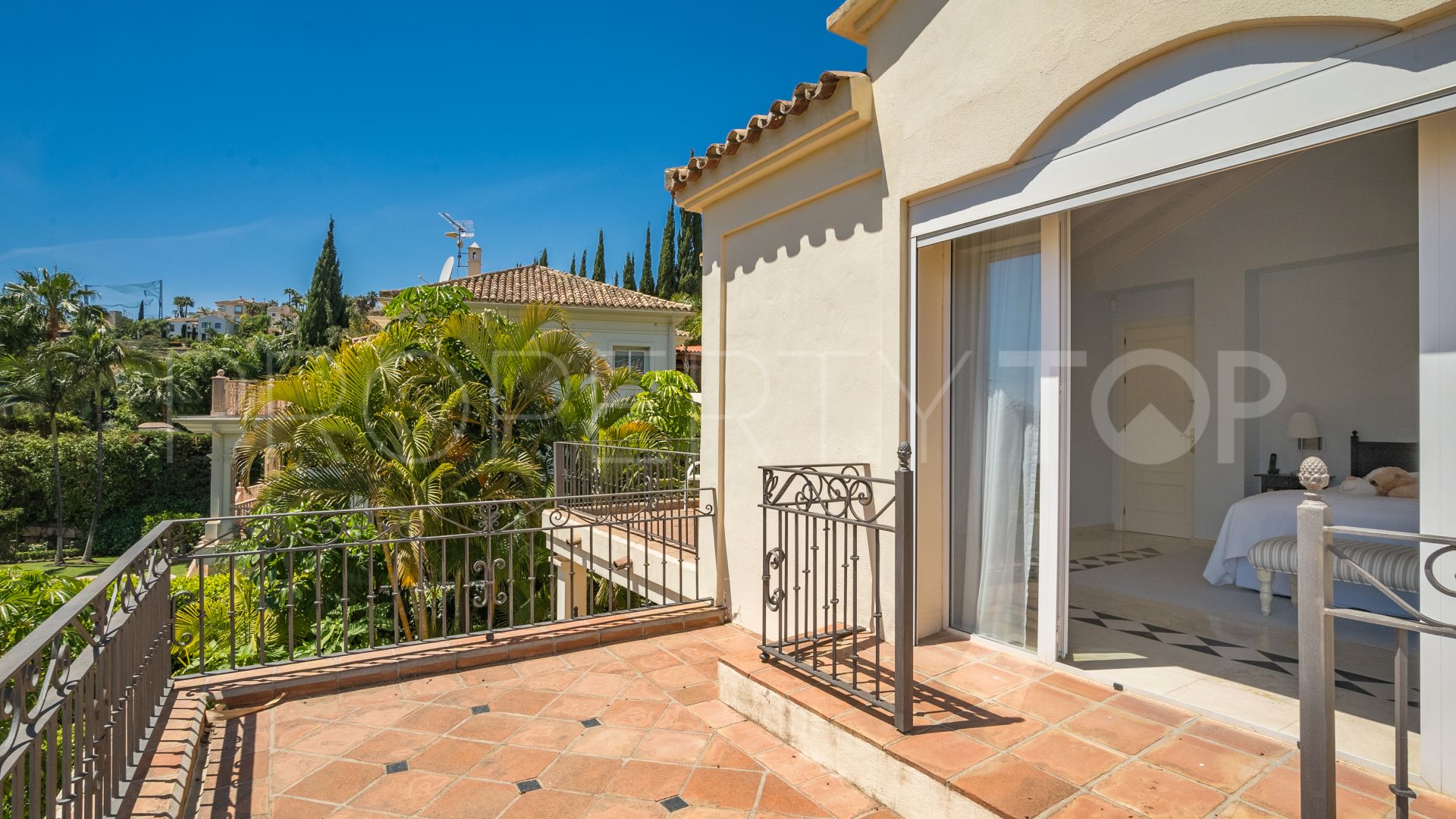 For sale Los Arqueros 5 bedrooms villa