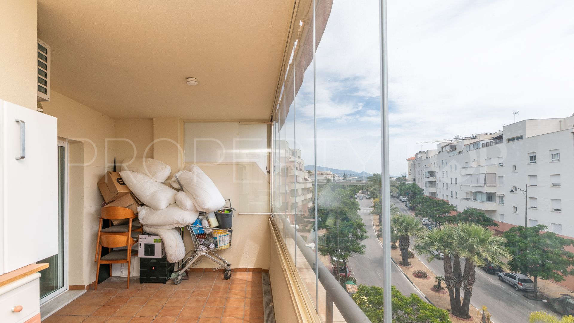 Buy duplex penthouse in Estepona Puerto