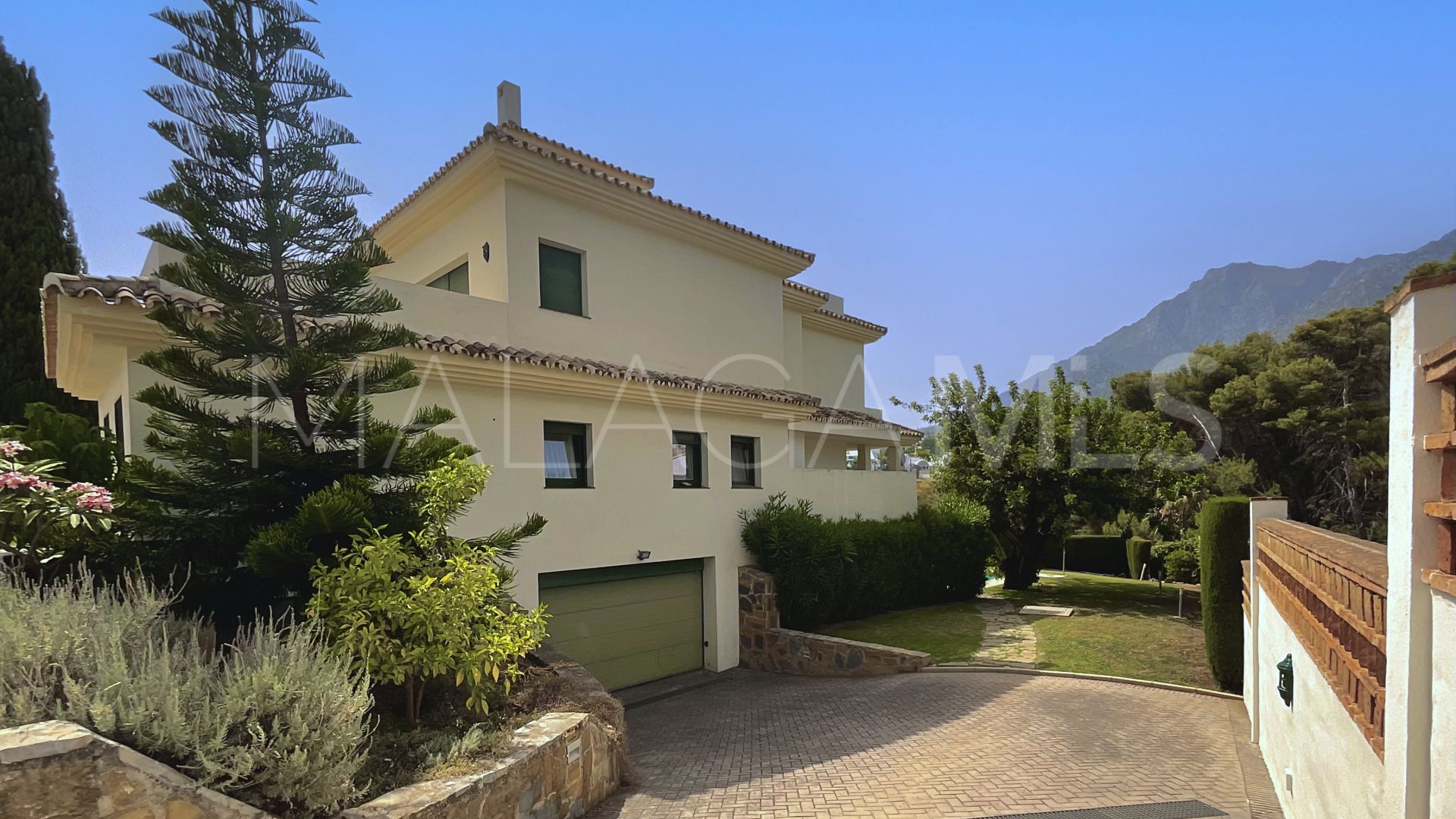 Villa for sale in Valdeolletas