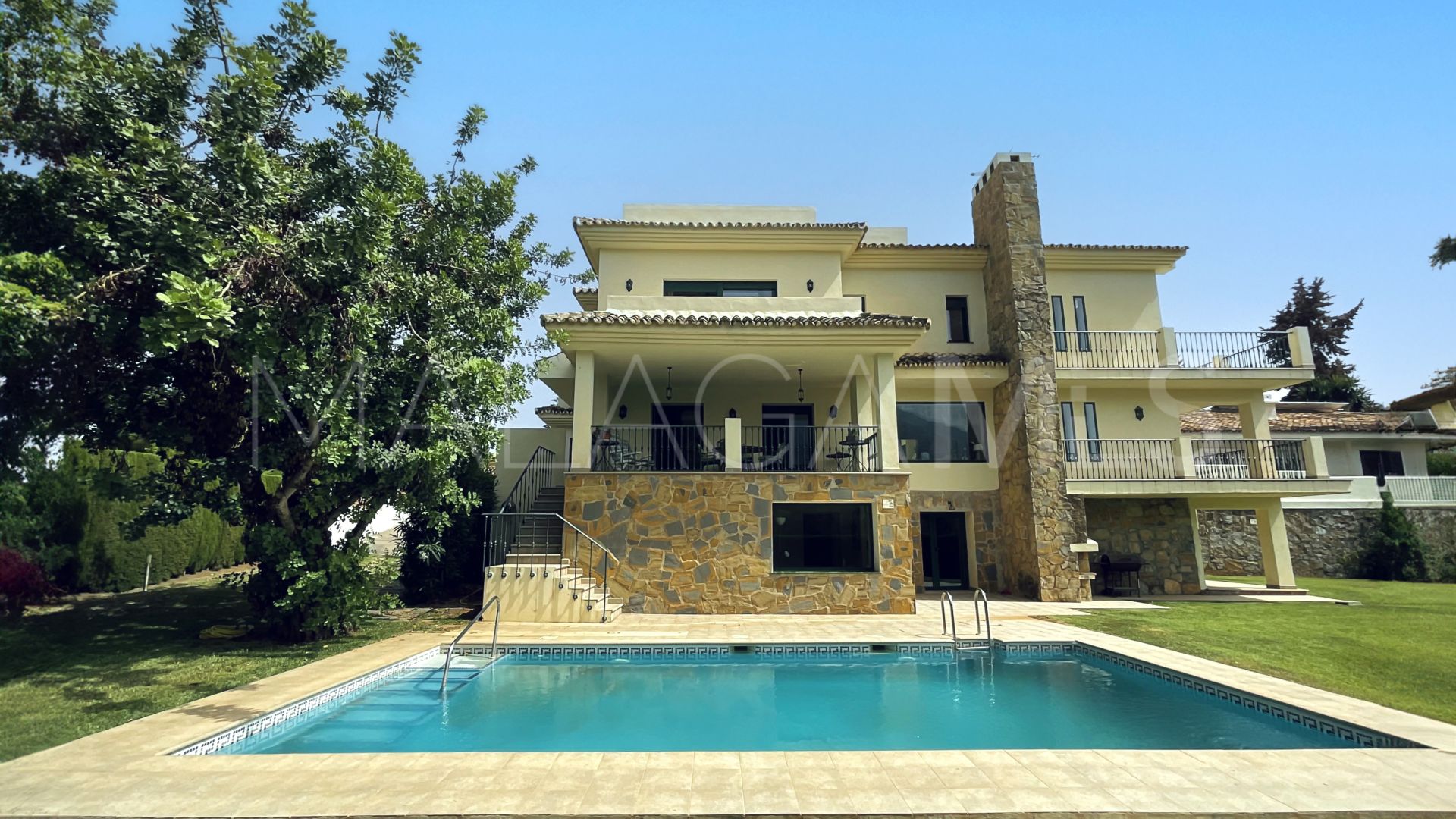 Villa for sale in Valdeolletas