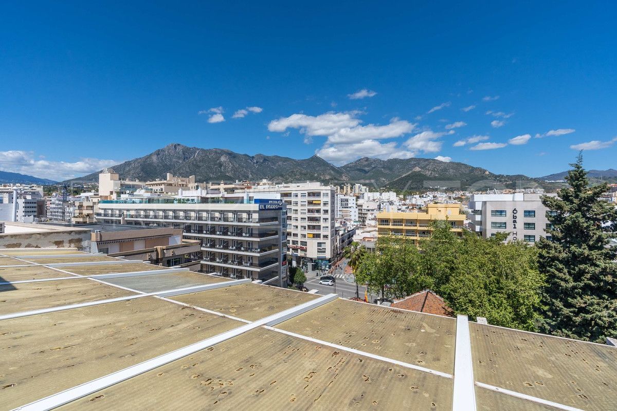 For sale Marbella Centro penthouse with 5 bedrooms