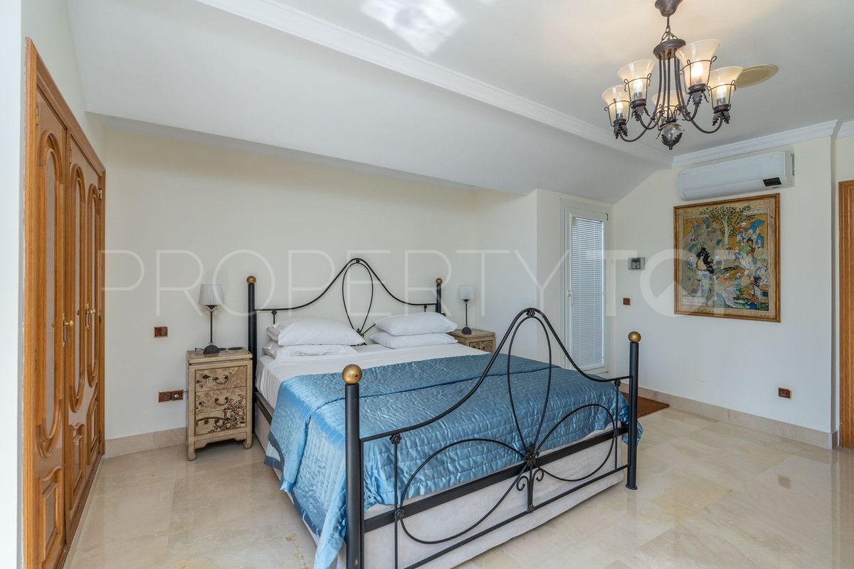 Atico en venta con 5 dormitorios en Marbella Centro