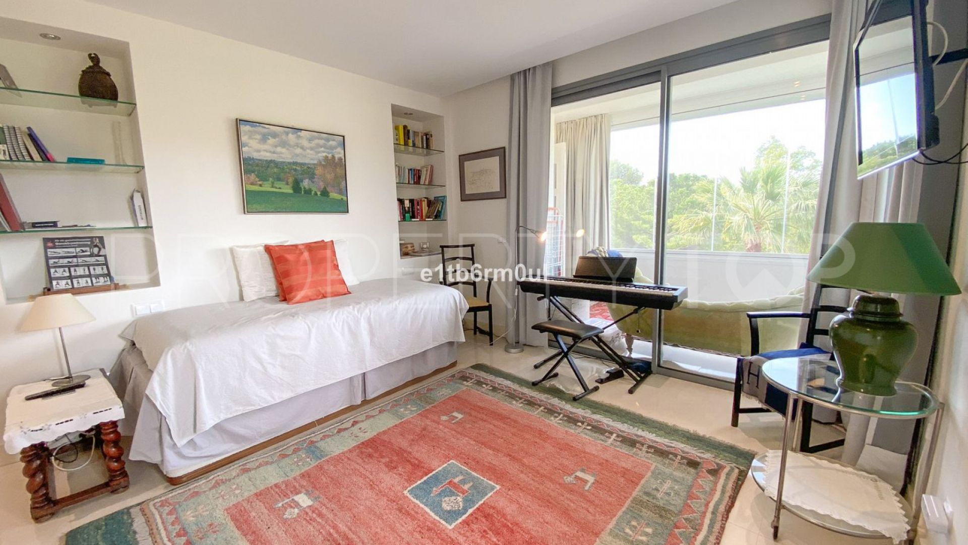 Se vende apartamento en Guadalmina Alta con 3 dormitorios