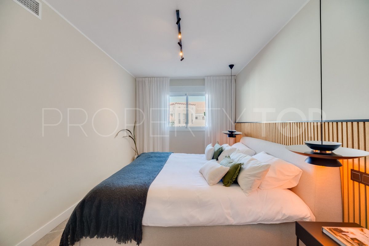 Nueva Andalucia, apartamento en venta de 4 dormitorios