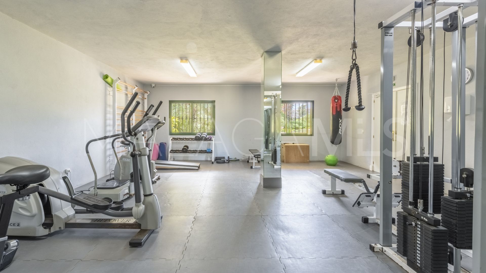 Apartment with 2 bedrooms for sale in Guadalmina Alta