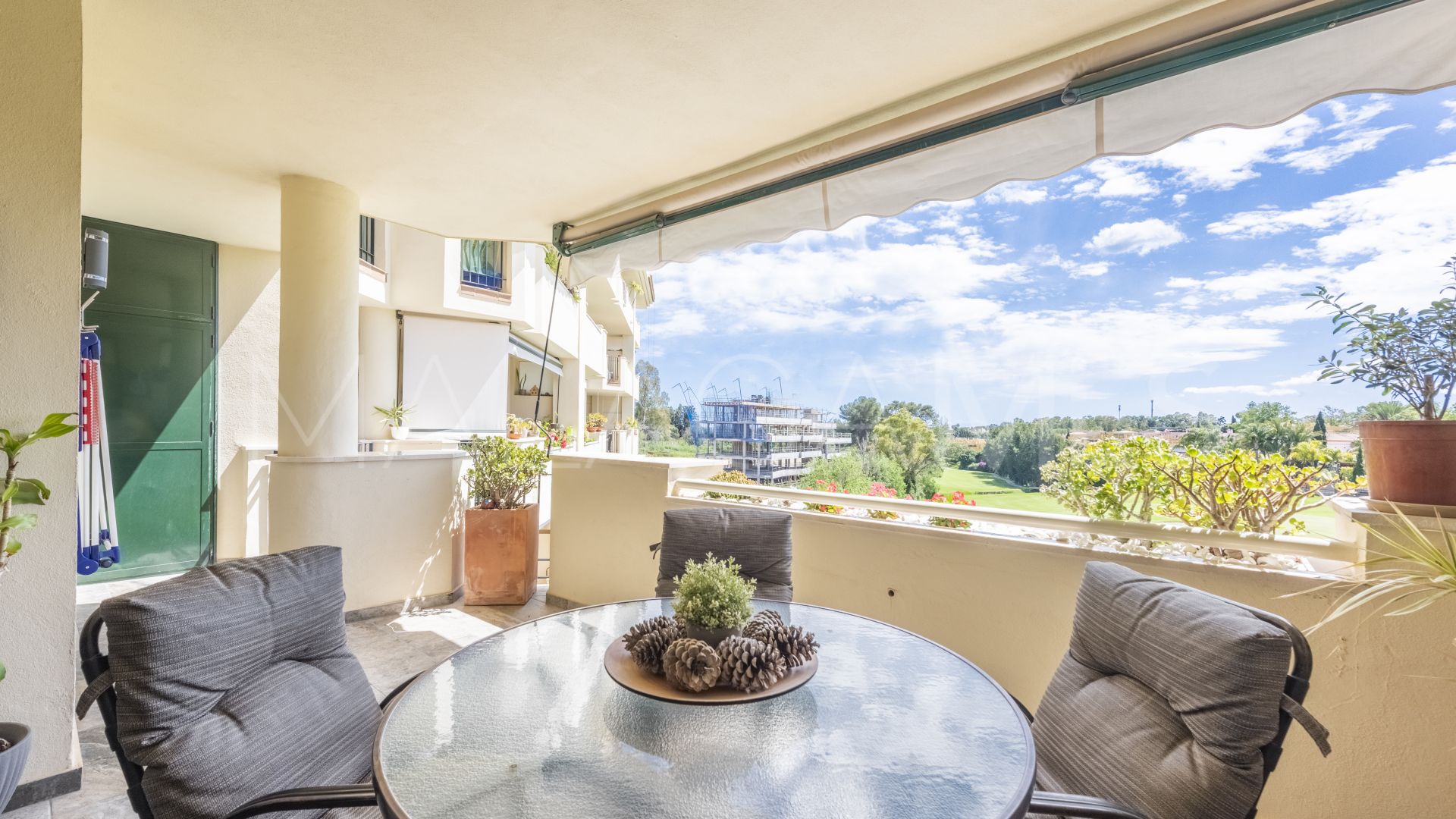 Apartment with 2 bedrooms for sale in Guadalmina Alta