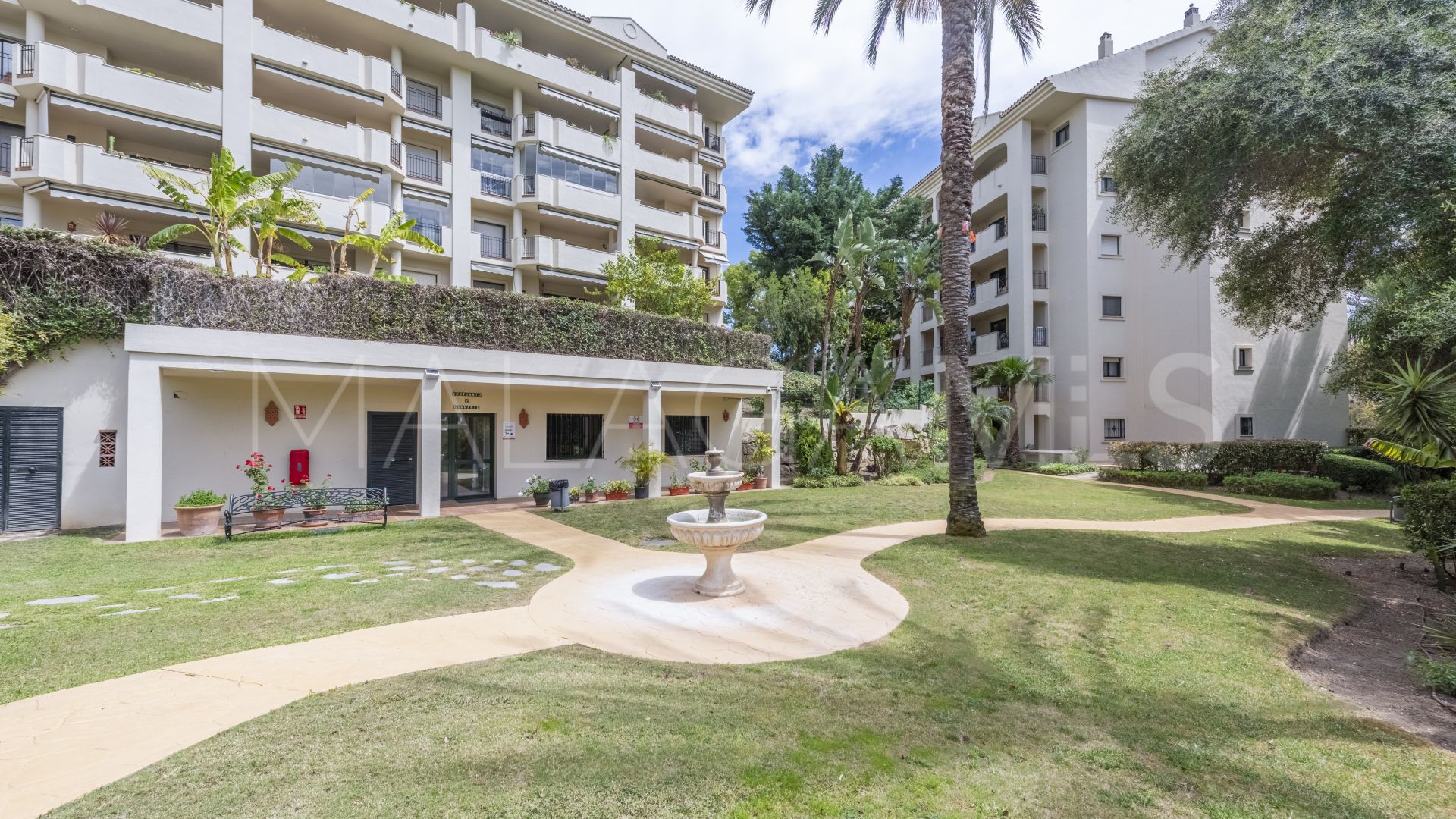 Apartment with 2 bedrooms for sale in Guadalmina Alta