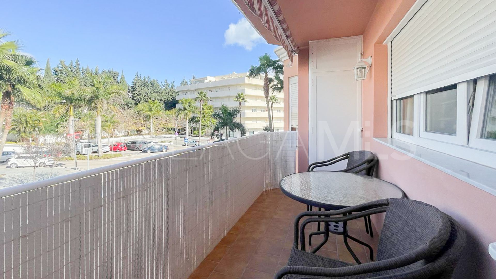 Buy Estepona Old Town apartment