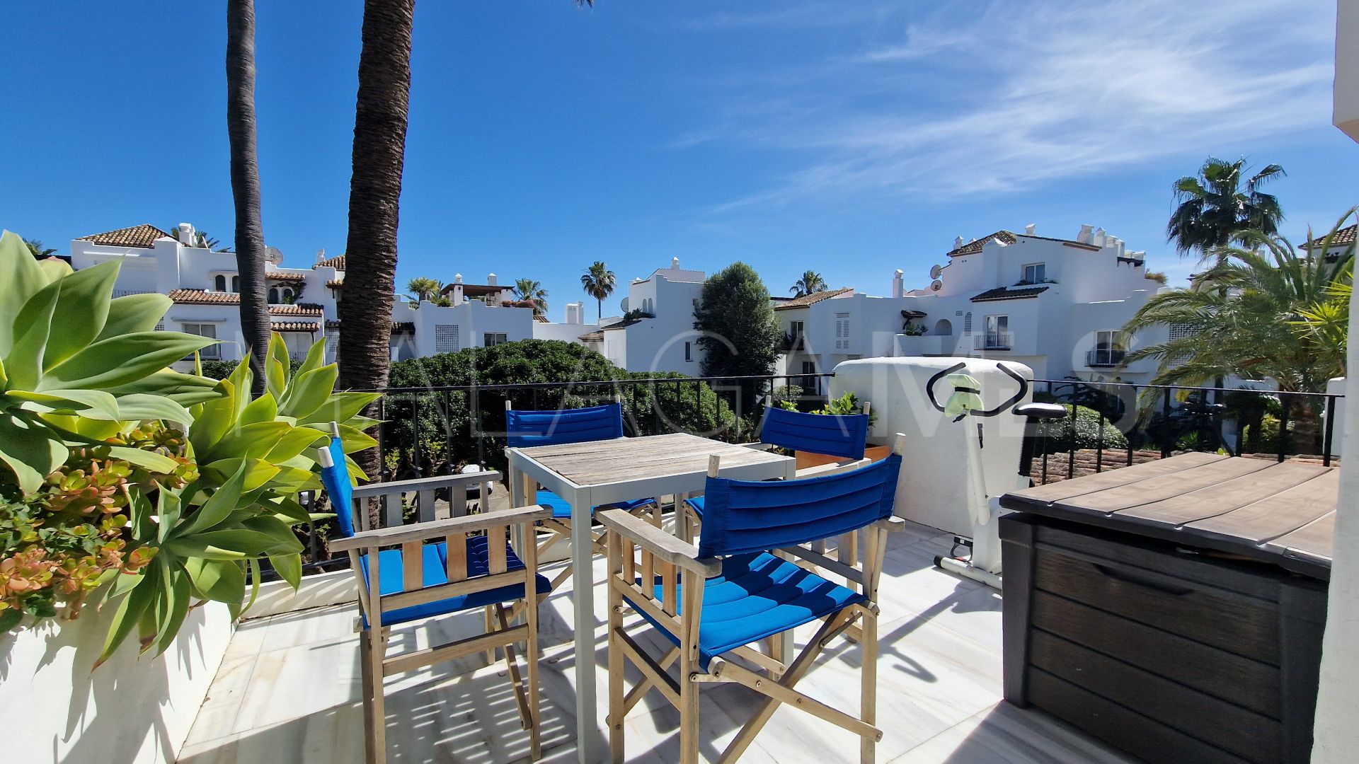 Appartement terrasse for sale in Alcazaba Beach