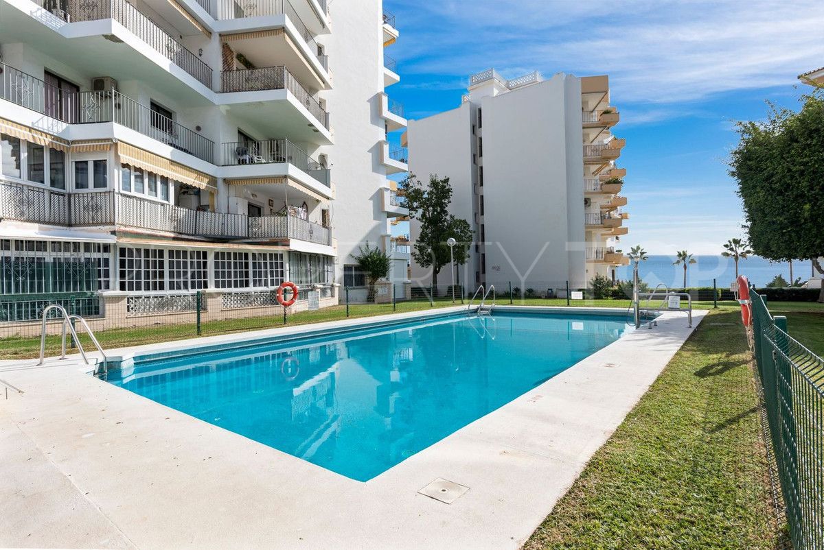 For sale apartment in Marbella City with 2 bedrooms